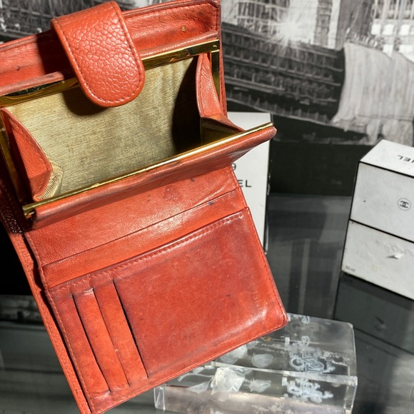 Authentic Rare Chanel Timeless CC Caviar Leather Purse Wallet - Picture 14 of 16